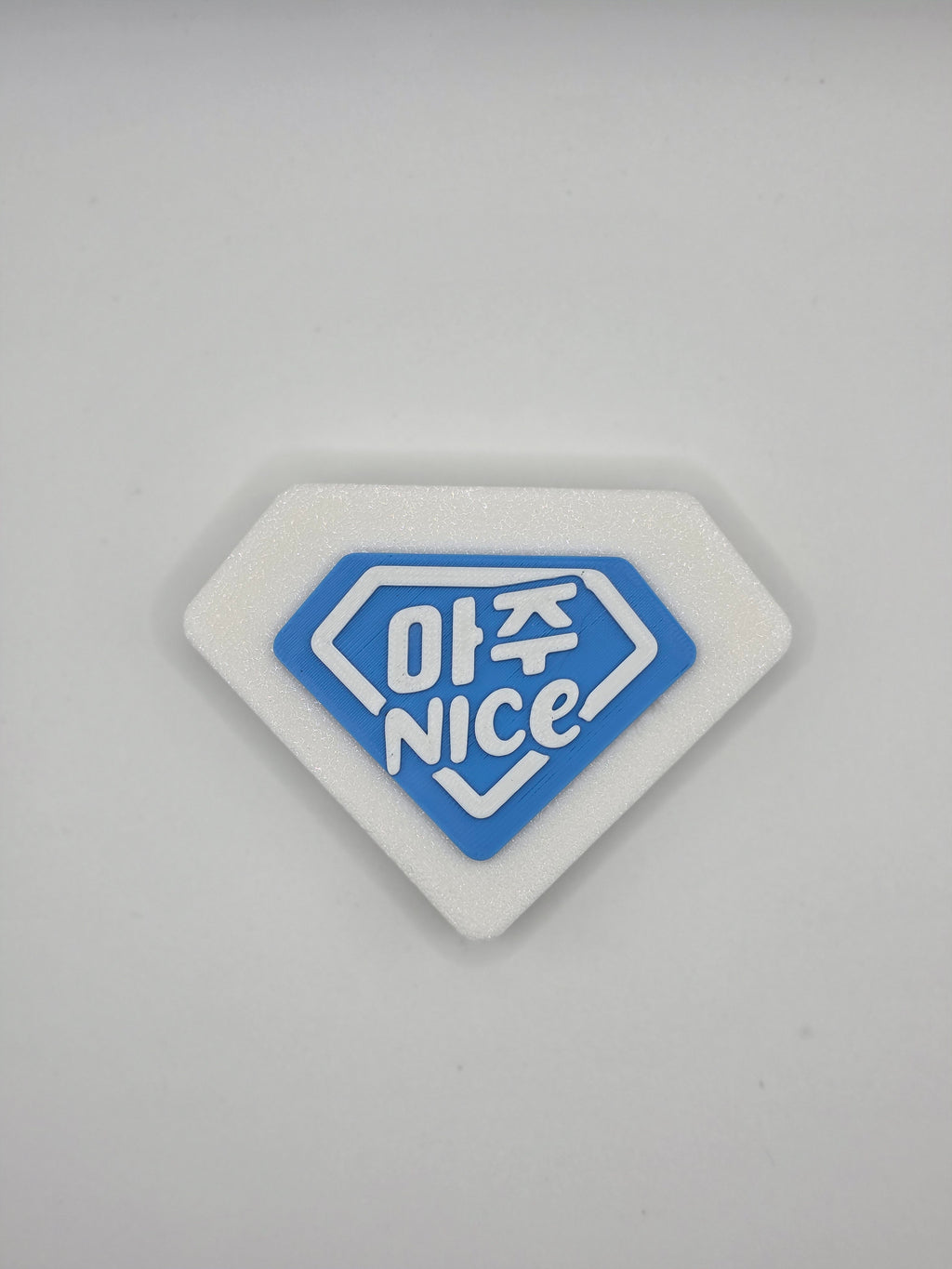 Aju nice Seventeen Wall Mount Picket Holder