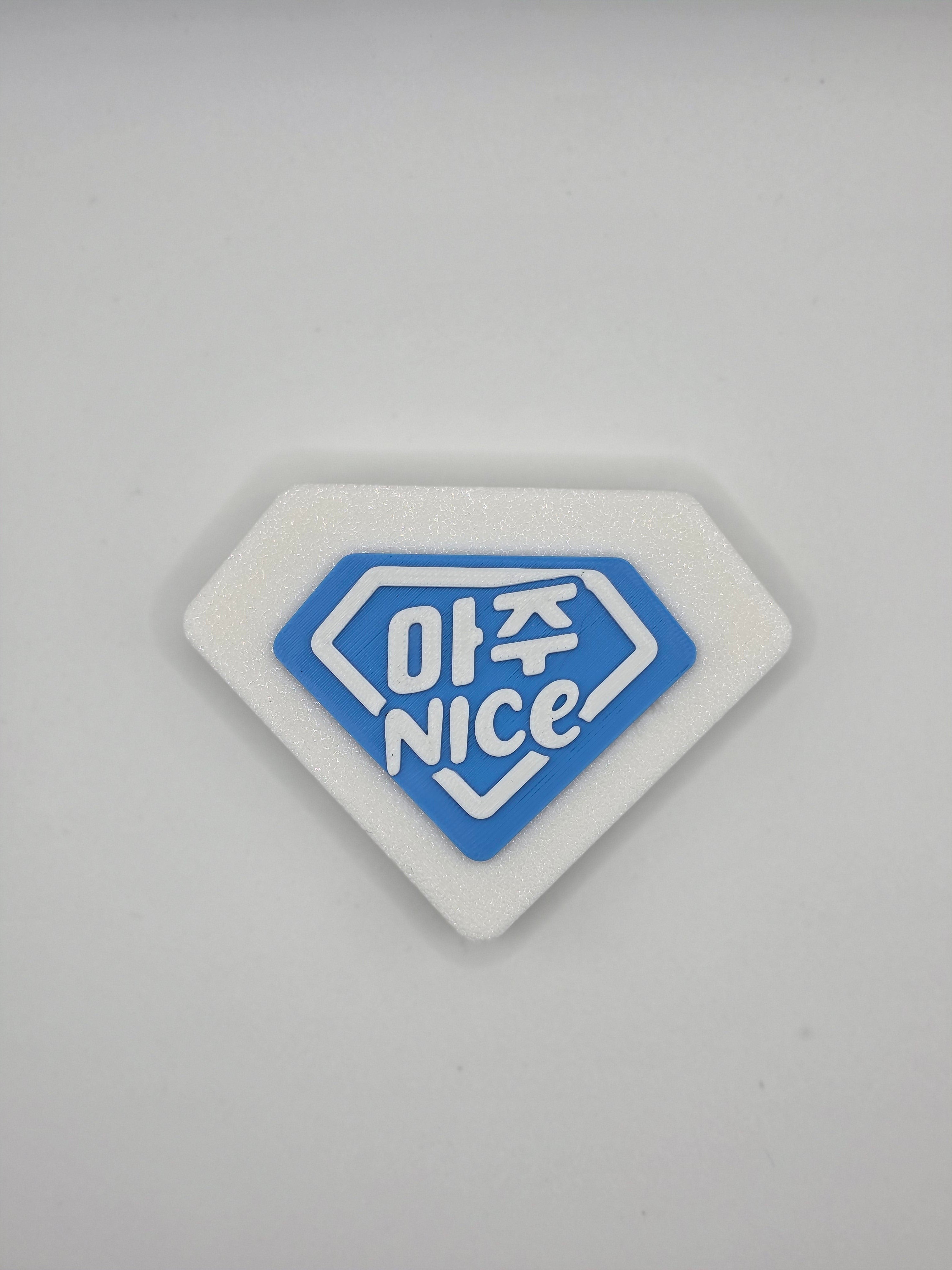 Aju nice Seventeen Wall Mount Picket Holder