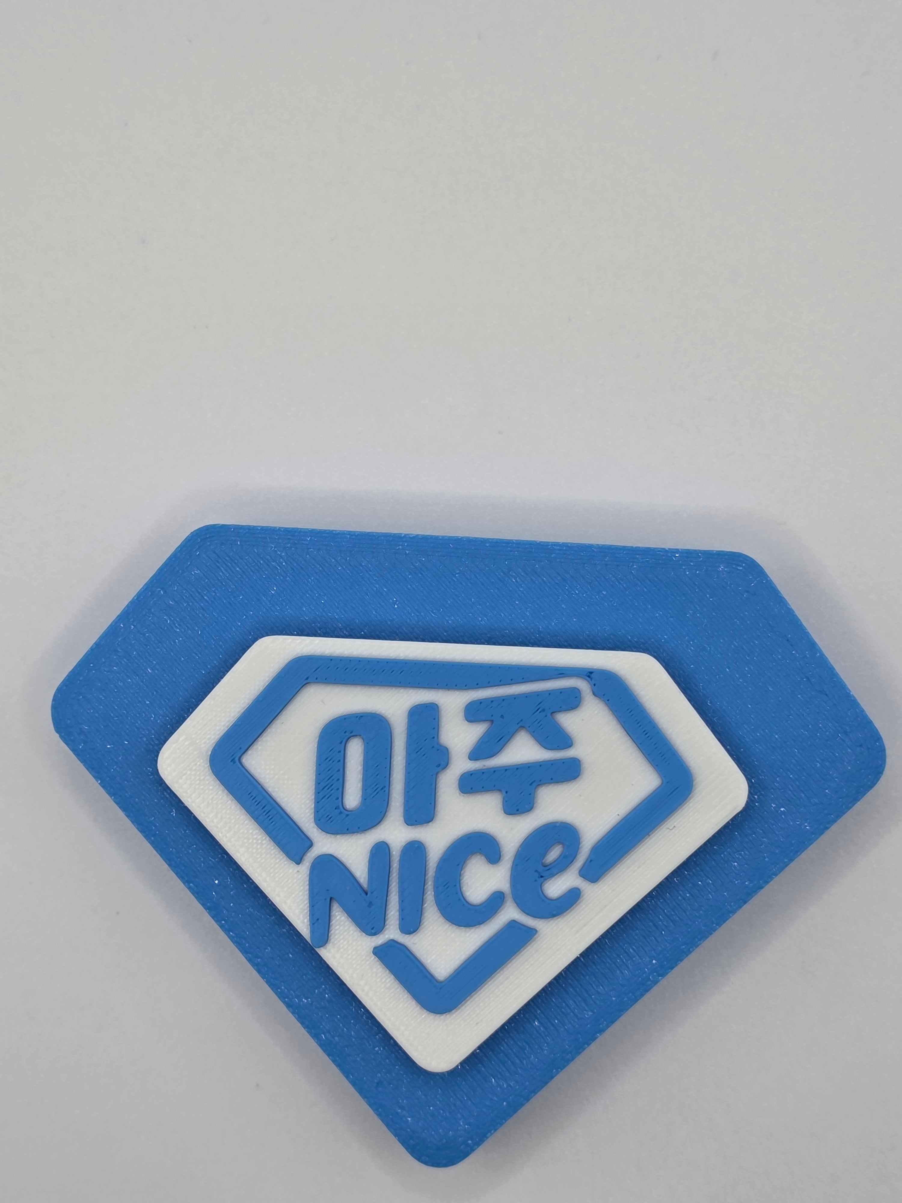 Wall Mounted Diamond KPOP Picket Holder